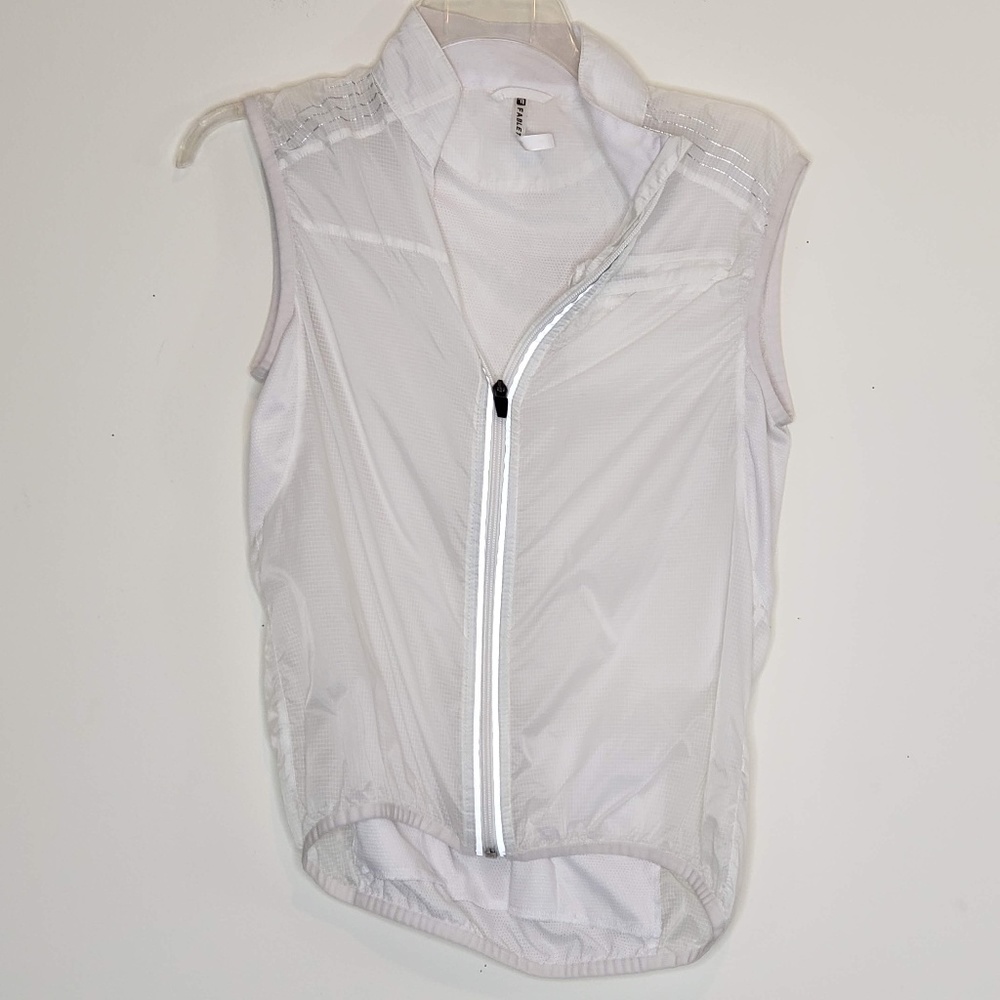 Fabletics windbreaker workout vest with mesh back